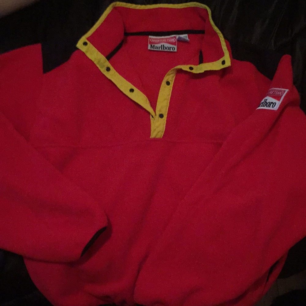 Marlboro fleece